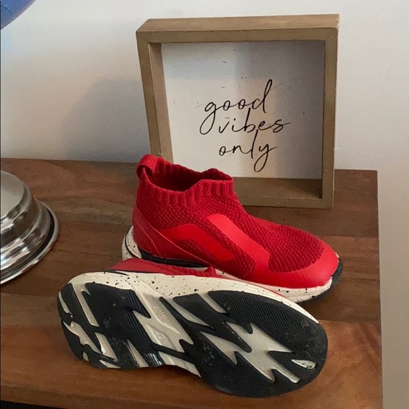ZARA Red Sock Sneakers for Toddler - Picture 5 of 7